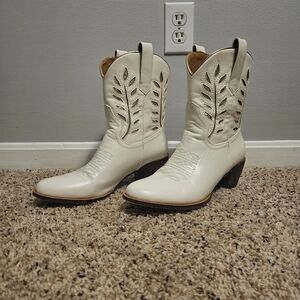 Women's White Western Boots